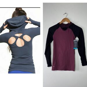NUX Aleksandra Hoodie Pinot Size SMALL